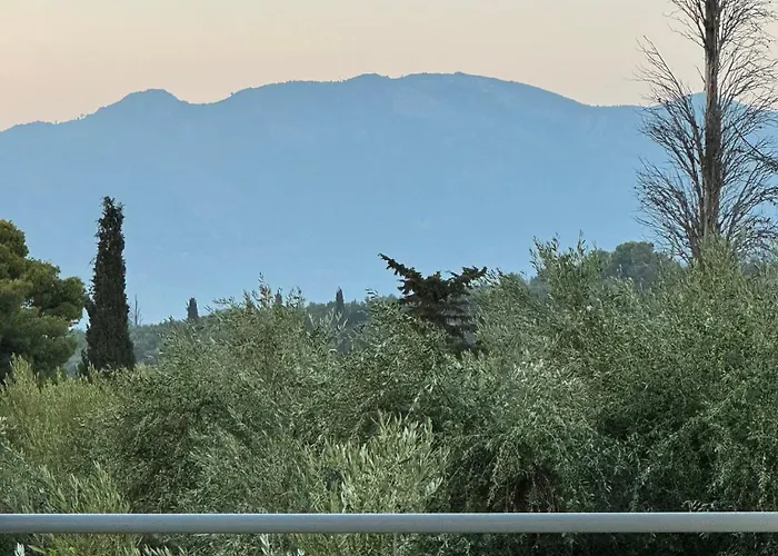 Io, The Ionion Balcony Villa *