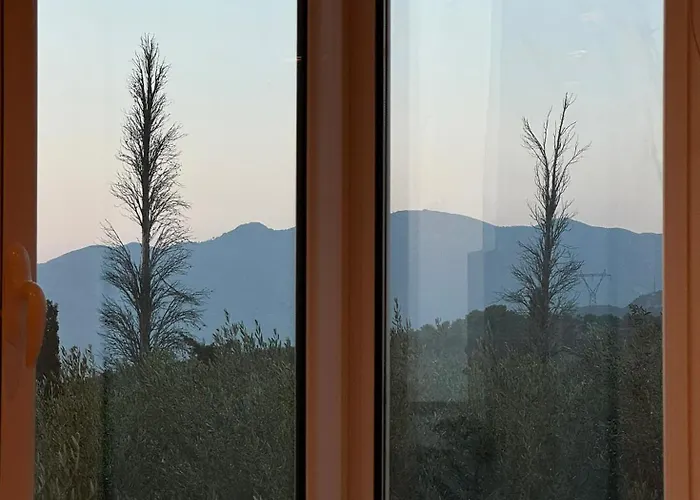 Io, The Ionion Balcony